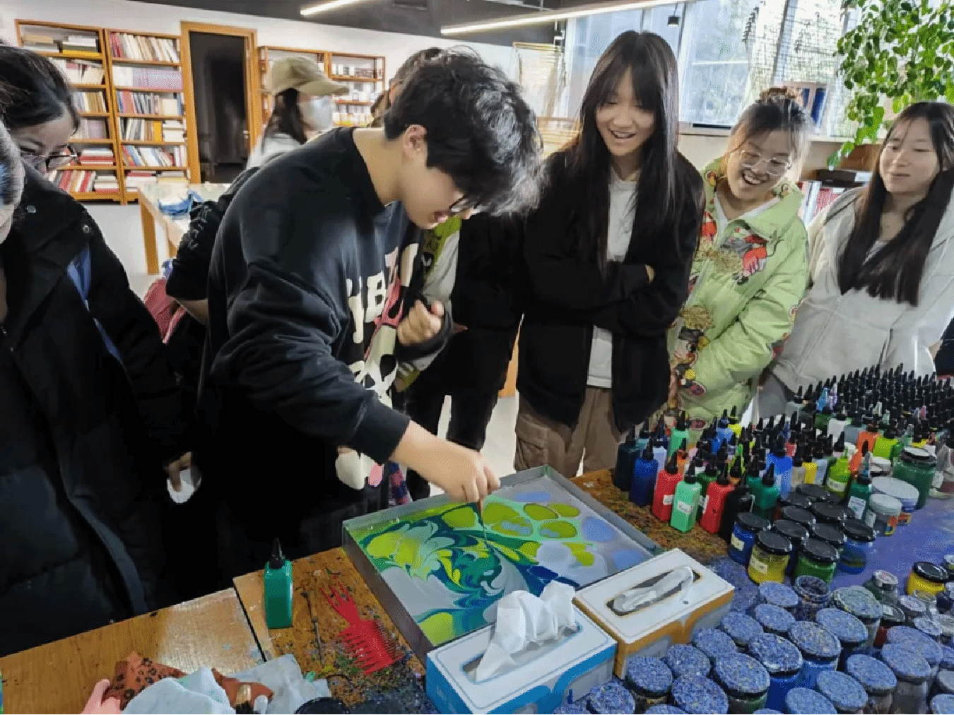 视觉传达设计专业:将科技与艺术,文化与传承,可持续与包容的学科交叉